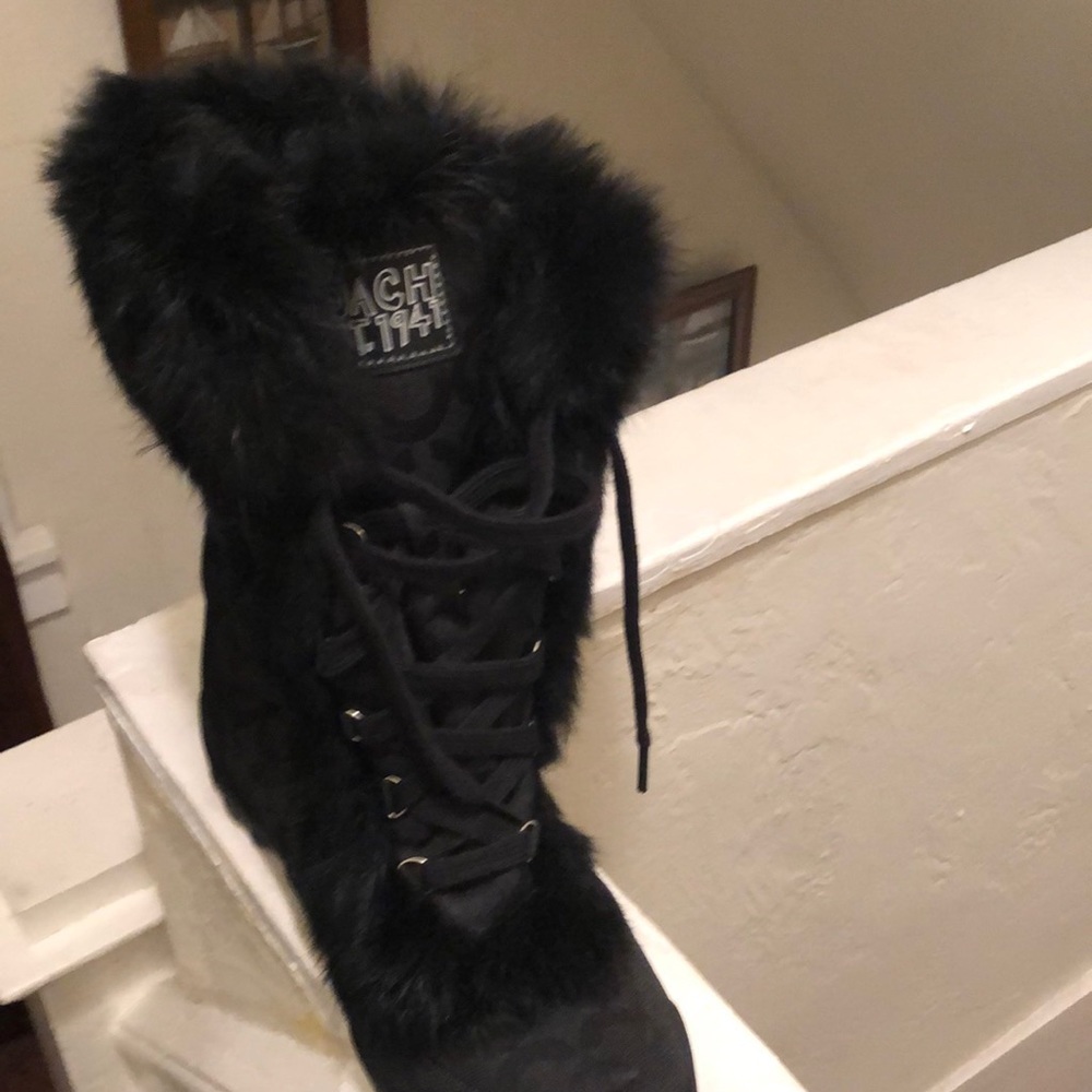 Lisa Closet